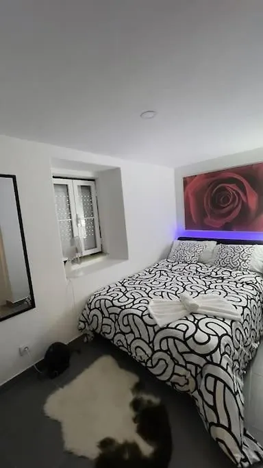 Apartments Family Graca Lisbon 0*,